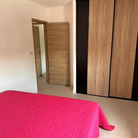 Avec Piscine Privee Villa Lunel (Herault)