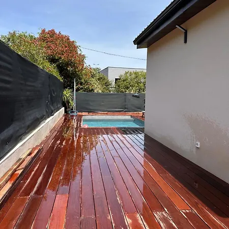 Avec Piscine Privee Villa Lunel (Herault)